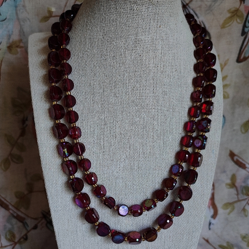 Western Germany Plastic Red Aurora Borealis Light Weight Beaded Vintage Necklace
